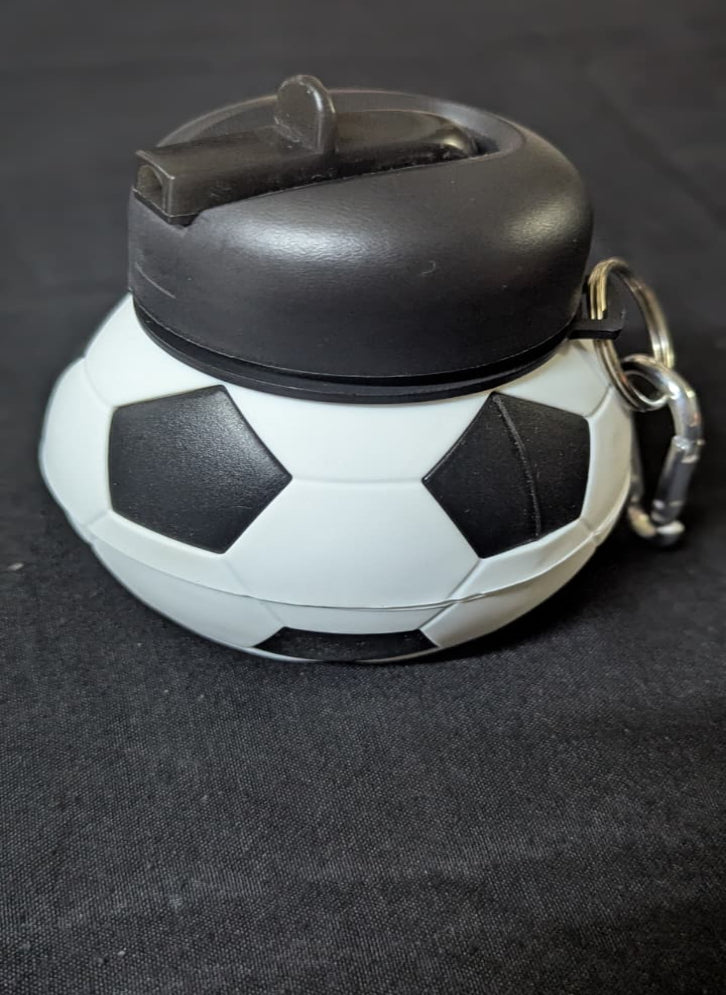 Foldable sports bottles